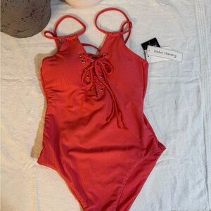 Hula Honey women’s size S NWT comfy & formfitting